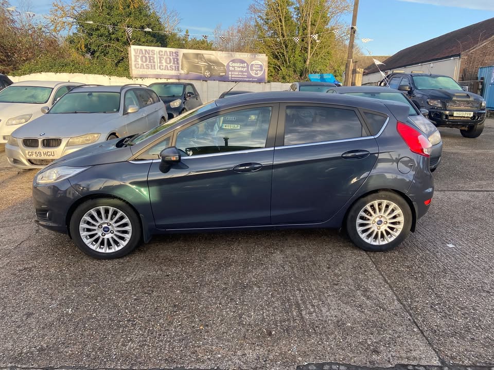 2013 Ford Fiesta Titanium